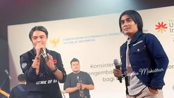 Anak Ikuti Jejak Jadi Penyanyi, Charly Van Houten Beri Pesan Ini