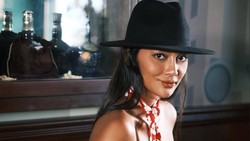 Erika Carlina Ngaku Lagi Hamil 9 Bulan