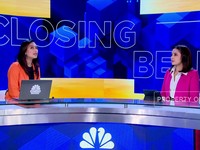 Video: IHSG Ditutup Melemah Hingga Industri Perbankan Tetap Kuat