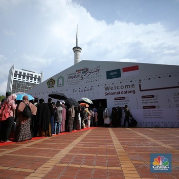 Mengintip Pameran Jembatan Persaudaraan di Masjid Istiqlal