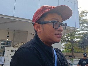 Ricky Seringai dan Kisah-Kisah yang Selalu Diingat Dochi