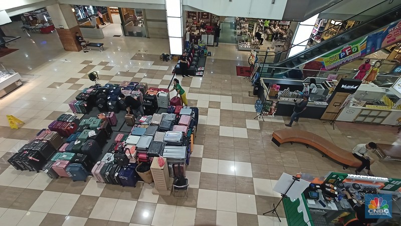 Pedagang di wilayah Mangga Dua baik Mangga Dua Square maupun WTC Mangga Dua mengeluhkan ekonomi yang semakin lesu belakangan. (CNBC Indonesia/Ferry Sandi)