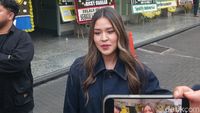 Raisa Ungkap Awal Mula Panggil Ricky Seringai Papa Raisa Ungkap Awal Mula Panggil Ricky Seringai Papa