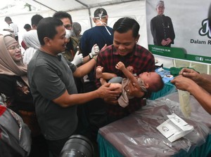 Saat Puluhan Anak Dapat Hadiah Sunat Gratis di HJS ke-447