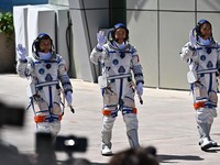 Kabar Terbaru Astronaut China Terdampar Tak Bisa Pulang