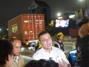Kenneth DPRD DKI Usul Truk Hanya Boleh Melintas Malam Hari Agar Tak Macet