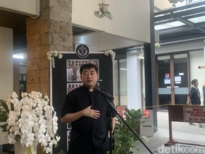 Katedral Jakarta Ajak Semua Paroki Ikuti 9 Hari Masa Berkabung Paus Fransiskus