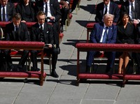 Trump-Zelensky Bertemu Rahasia Sebelum Pemakaman Paus Fransiskus