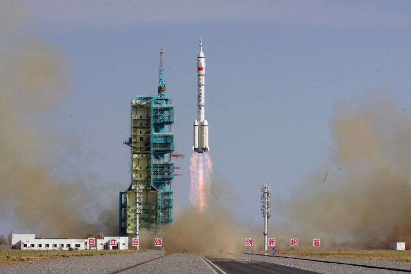 China kirim tiga Astronaut. (China Daily via REUTERS)