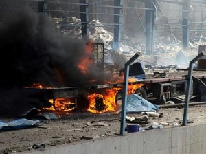 Rusia Kirim Tim Penyelamat Bantu Padamkan Api Akibat Ledakan di Pelabuhan Iran