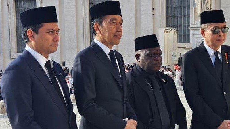 Jokowi dan Utusan Prabowo di Vatikan. (Dok. Istimewa)