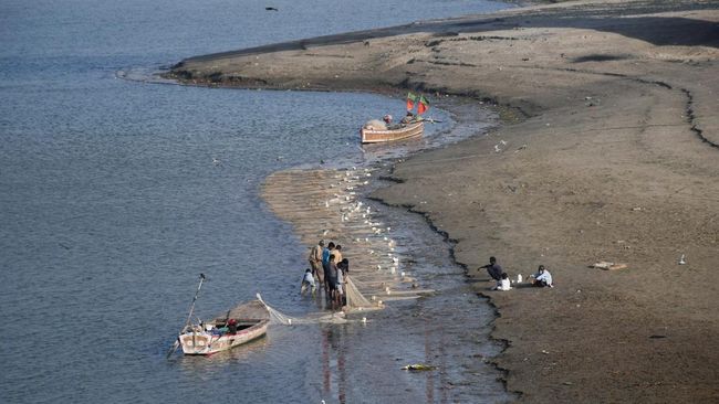 Potret Pakistan Terancam 'Kiamat' Kala 2 Kekuatan Nuklir Asia Bentrok