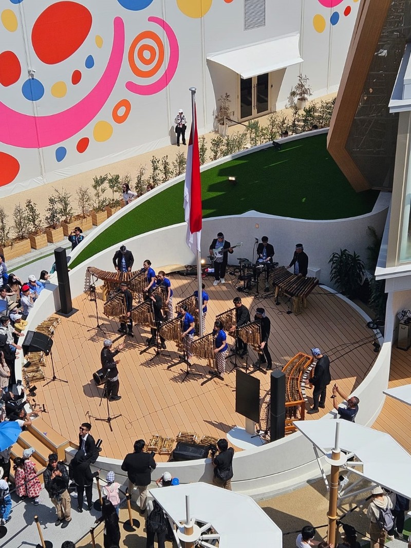 Penampilan Saung Angklung Udjo di World Expo 2025 Osaka. (Dok. Kementerian PPN/Bappenas) Penampilan Saung Angklung Udjo di World Expo 2025 Osaka. (Dok. Kementerian PPN/Bappenas)