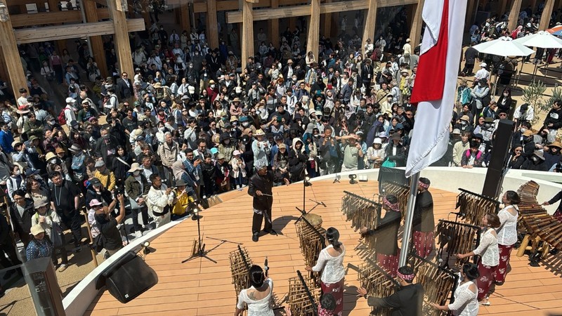 Penampilan Saung Angklung Udjo di World Expo 2025 Osaka. (Dok. Kementerian PPN/Bappenas) Penampilan Saung Angklung Udjo di World Expo 2025 Osaka. (Dok. Kementerian PPN/Bappenas)