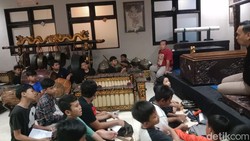 Sanggar Baladewa, Rumah Anak-anak Surabaya Belajar Karawitan dan Wayang
