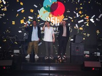 Penuh Warna, 25hours Hotel The Oddbird Resmi Hadir di Asia