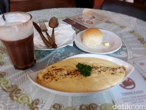 Istimewa! Bitterballen dan Aligot di Rumah Kolonial Keukeun van Elsje