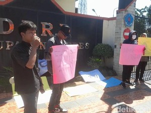Oknum DPRD Brebes Diadukan ke BK Diduga Minta Kelola Parkir Minimarket