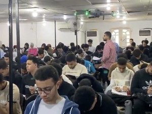 Profesor di Kampus Mesir Ini Pakai Drone Cegah Mahasiswa Mencontek Saat Ujian