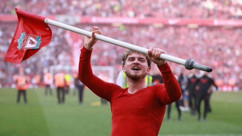 Liverpool resmi menjadi juara Liga Inggris musim 2024/2025 usai mengalahkan Tottenham Hotspur dengan skor telak 5-1 di Stadion Anfield pada Minggu (27/4/2025) waktu setempat. (REUTERS/Phil Noble)