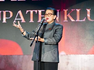 Putri Suastini Ajak Masyarakat Bali Cintai Kain Tenun Lokal