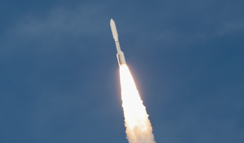Roket Atlas V milik United Launch Alliance lepas landas membawa satelit jaringan internet Project Kuiper milik Amazon dari Cape Canaveral Space Force Station di Cape Canaveral, Florida, Amerika Serikat, Senin (28/4/2025). (REUTERS/Steve Nesius) Roket Atlas V milik United Launch Alliance lepas landas membawa satelit jaringan internet Project Kuiper milik Amazon dari Cape Canaveral Space Force Station di Cape Canaveral, Florida, Amerika Serikat, Senin (28/4/2025). (REUTERS/Steve Nesius)