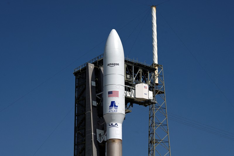 Roket Atlas V milik United Launch Alliance lepas landas membawa satelit jaringan internet Project Kuiper milik Amazon dari Cape Canaveral Space Force Station di Cape Canaveral, Florida, Amerika Serikat, Senin (28/4/2025). (REUTERS/Steve Nesius) Roket Atlas V milik United Launch Alliance lepas landas membawa satelit jaringan internet Project Kuiper milik Amazon dari Cape Canaveral Space Force Station di Cape Canaveral, Florida, Amerika Serikat, Senin (28/4/2025). (REUTERS/Steve Nesius)