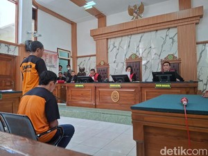 3 Terdakwa Divonis 20 Tahun Bui Terkait Kasus Ladang Ganja di Gunung Semeru
