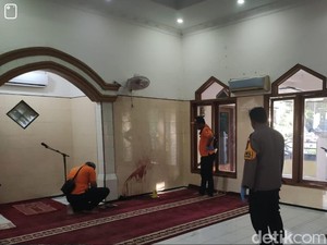 Jemaah Subuh Dibacok di Musala Bojonegoro, 1 Tewas 2 Luka