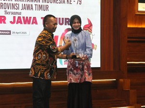 Vinanda Raih PWI Award Sebagai Tokoh Muda Pemberdaya Masyarakat