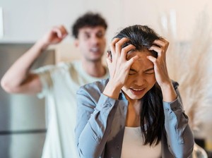 5 Pria Ini Kesal hingga Ngamuk ke Pasangan Gegara Makanan