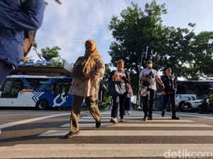 Harusnya Bukan Hanya ASN Pemprov Jakarta yang Diwajibkan Naik Transum