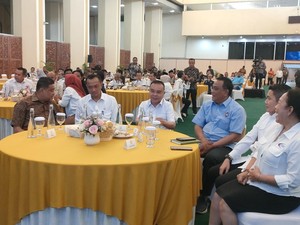 Dasco, Teddy hingga Prasetyo Hadi Kumpul di DPR dengan Serikat Buruh