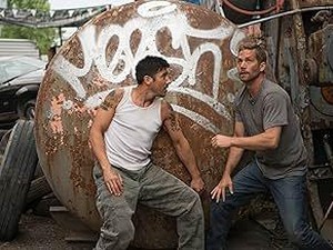 Sinopsis Film Brick Mansion, Misi Berbahaya di Kawasan Tanpa Hukum