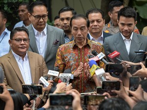 Laporkan Tuduhan Ijazah Palsu, Jokowi Serahkan 24 Barang Bukti ke Polisi