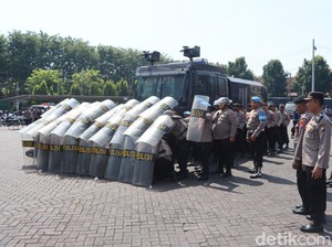 1.039 Personel Polres Pasuruan Siap Amankan Unjuk Rasa Saat May Day