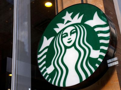 Starbucks Mau Dibeli Perusahaan China, Ditawar Rp 66 T