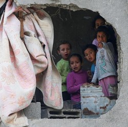 Gaza Membara, 80 Tewas di Tengah Kunjungan Trump ke Timur Tengah