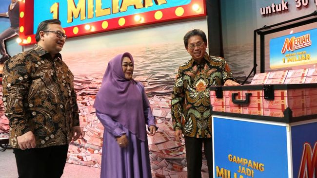 Raih Grand Prize Rp1 M, Nasabah Bank Mega KCP Bontang Jadi Miliarder