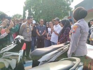 Begal Guru Bangkalan Tertangkap, Motor Dikembalikan ke Korban