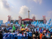 Puan Hingga Airlangga Hartarto Terpantau Hadir di May Day Monas