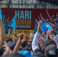 Foto: Perayaan Hari Buruh Internasional atau May Day di kawasan Monas, Jakarta, Kamis (1/5/2025). (CNBC Indonesia/Faisal Rahman)