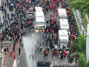 Kronologi Anarko Menyusup hingga Bikin Kericuhan Demo May Day di DPR