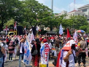 Razia Jelang May Day di Semarang, Polisi Amankan Puluhan Botol dan Kayu