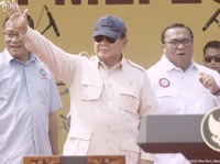 Video: Prabowo Subianto Hadiri Peringatan Hari Buruh di Monas