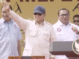 Video: Prabowo Subianto Hadiri Peringatan Hari Buruh di Monas