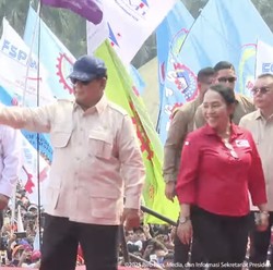 Janji Prabowo di May Day: Kami Akan Loloskan RUU Perlindungan Pekerja