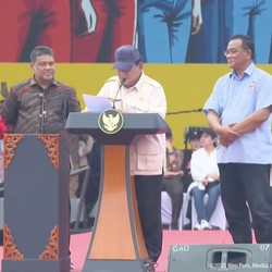 May Day! Prabowo Siapkan Hadiah Untuk Buruh, Ini Isinya