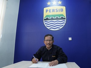 Tugas Djadjang Nurdjaman Jadi Dirtek Persib Berakhir