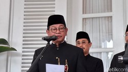 Pramono Ancam Tak Akan Lantik Pejabat Ogah Pakai Transportasi Umum